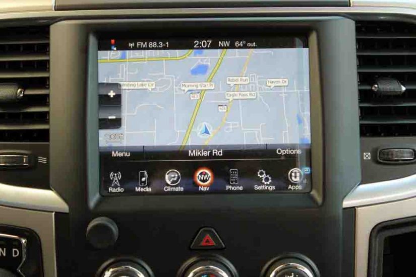 Tout ce que vous devez savoir sur le GPS vocal pour voiture